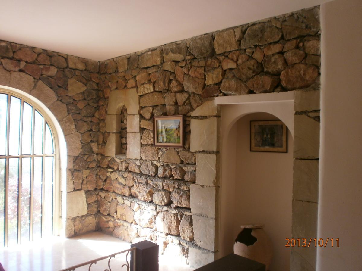 Noravank'S Hotel Areni ภายนอก รูปภาพ