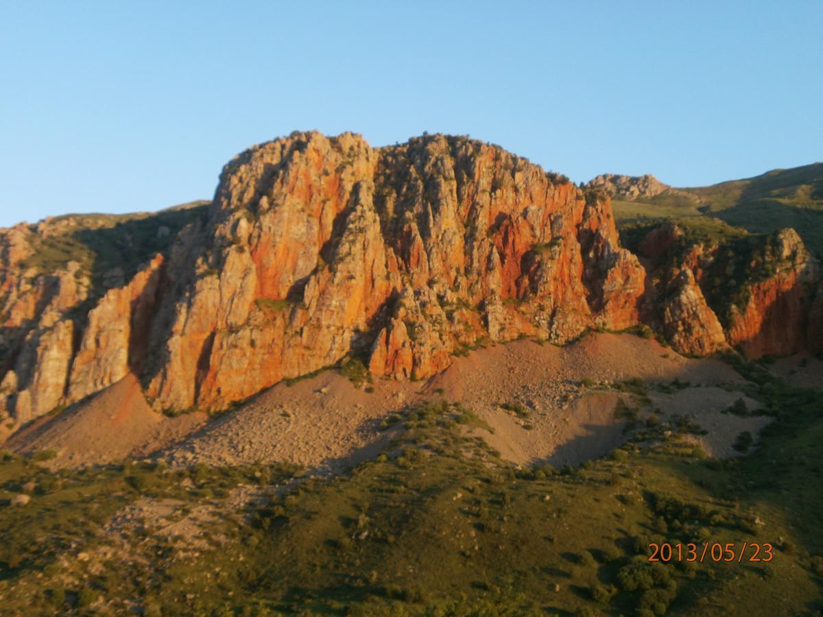 Noravank'S Hotel Areni ภายนอก รูปภาพ
